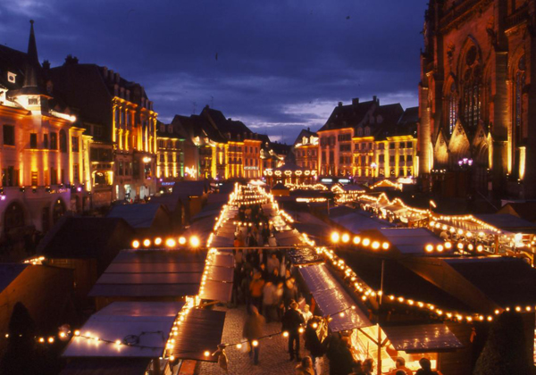 marché vue de nuit